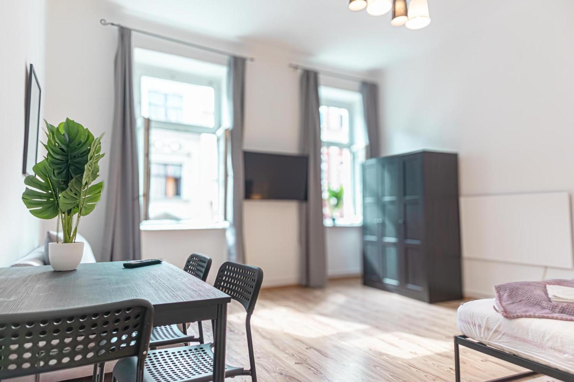 Antique Chic 2br Getaway In A Historic Setting * Viena
